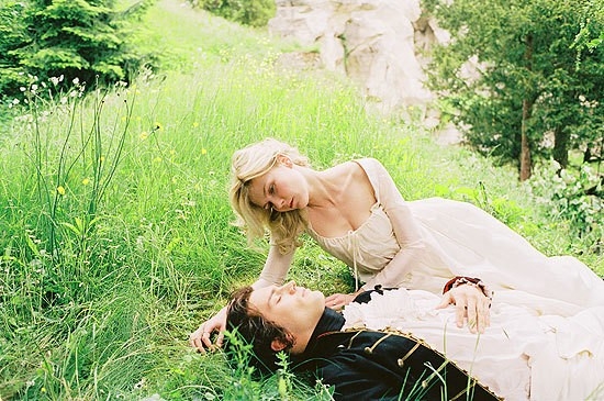Kirsten Dunst e Jamie Dornan in Marie Antoinette