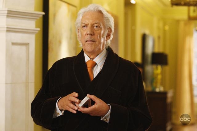 Donald Sutherland in Dirty Sexy Money