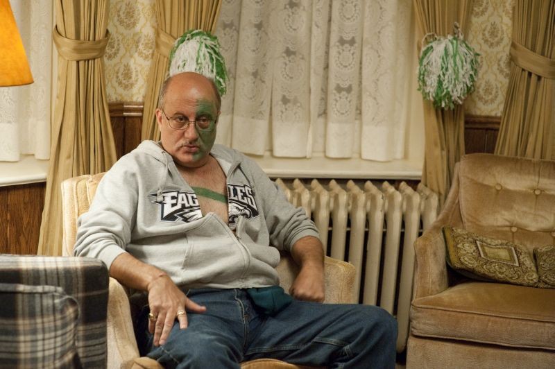 http://images.movieplayer.it/2013/02/18/anupam-kher-in-una-scena-de-il-lato-positivo-silver-linings-playbook-266177.jpg
